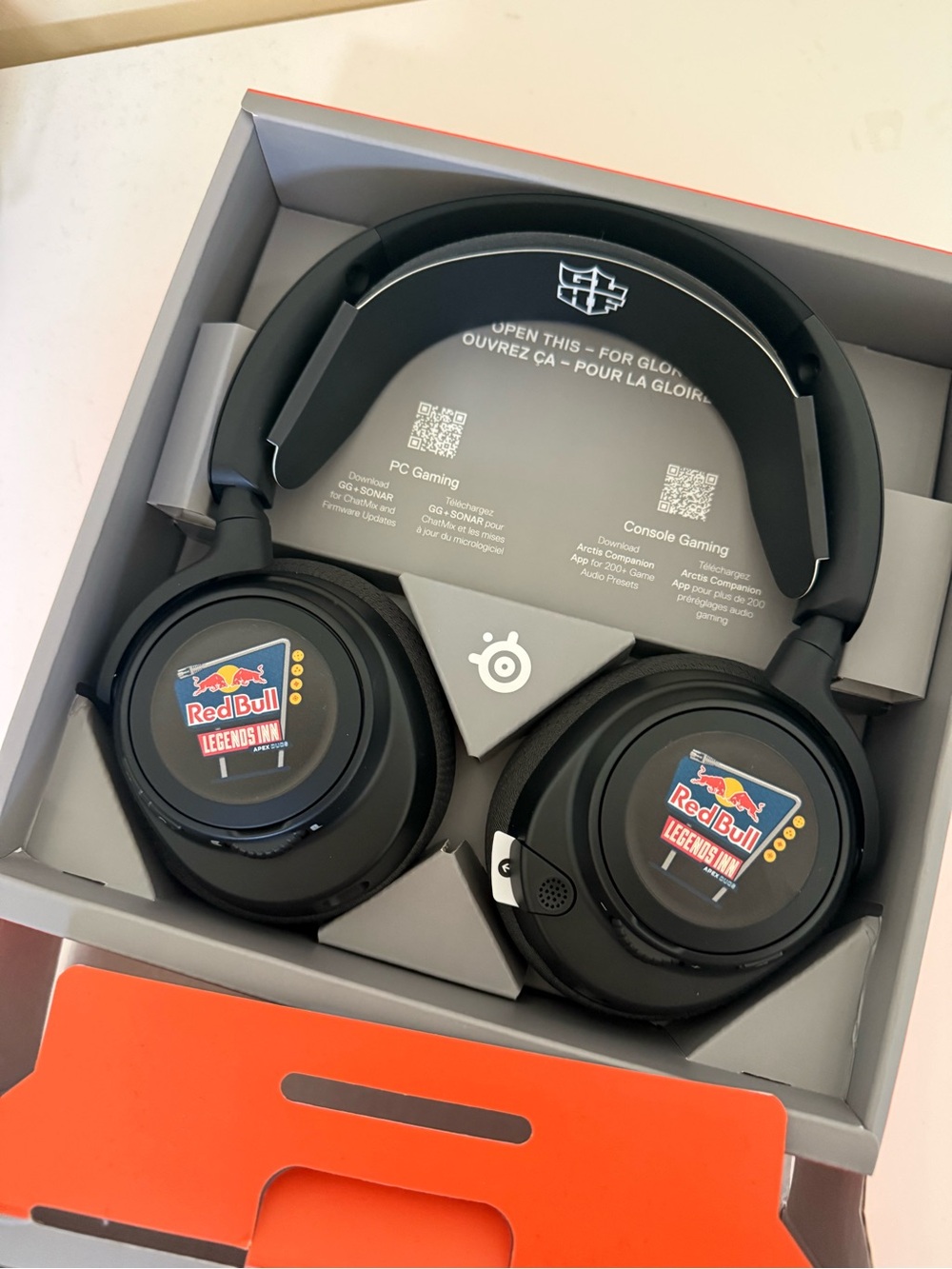 Rare!! SteelSeries Black Over-Ear Gaming Headset with Red Bull Legends Design